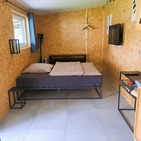 Gartenhaus In Ruhiger Und Geschuetzter Suedlage Kappeln